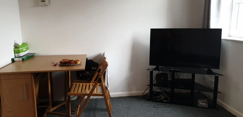 2 Bed - Brayland Terrace, LN2 5PZ - Bills Inclusive - Thumbnail 4